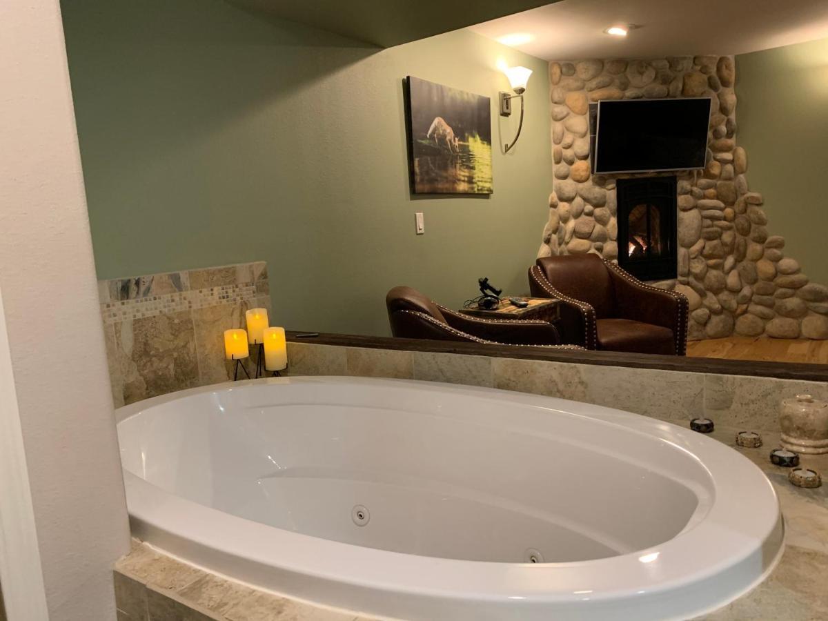 Fox Den Bed & Breakfast Левенуэрт Экстерьер фото