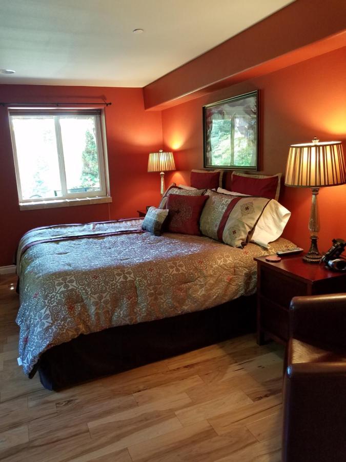 Fox Den Bed & Breakfast Левенуэрт Экстерьер фото