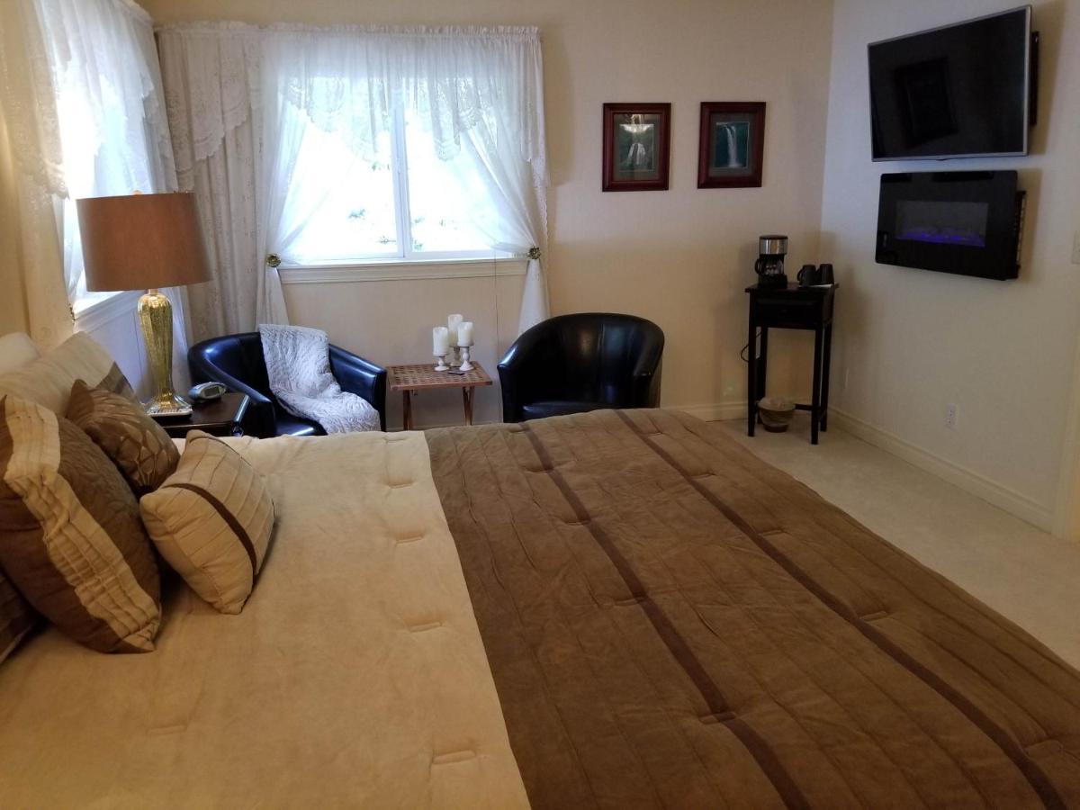 Fox Den Bed & Breakfast Левенуэрт Экстерьер фото