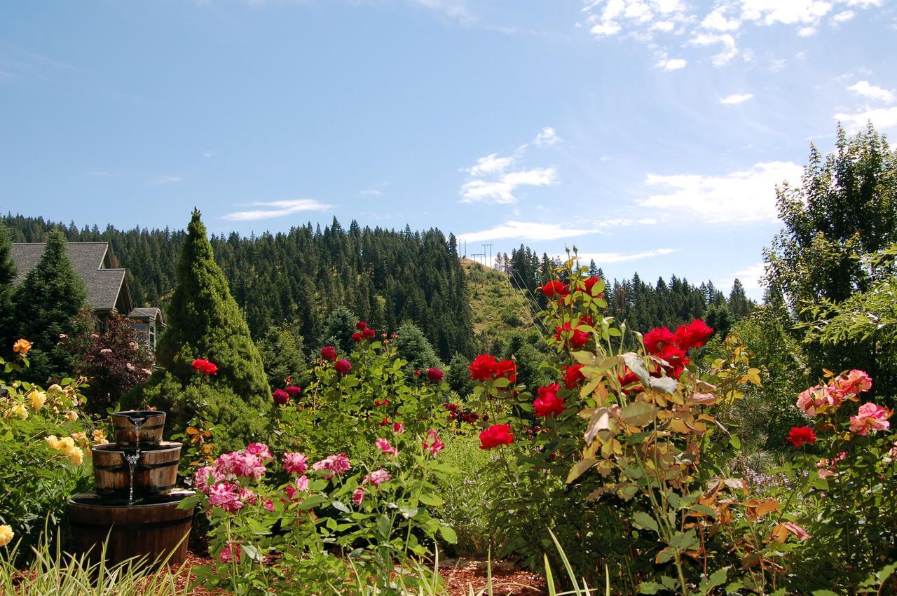 Fox Den Bed & Breakfast Левенуэрт Экстерьер фото
