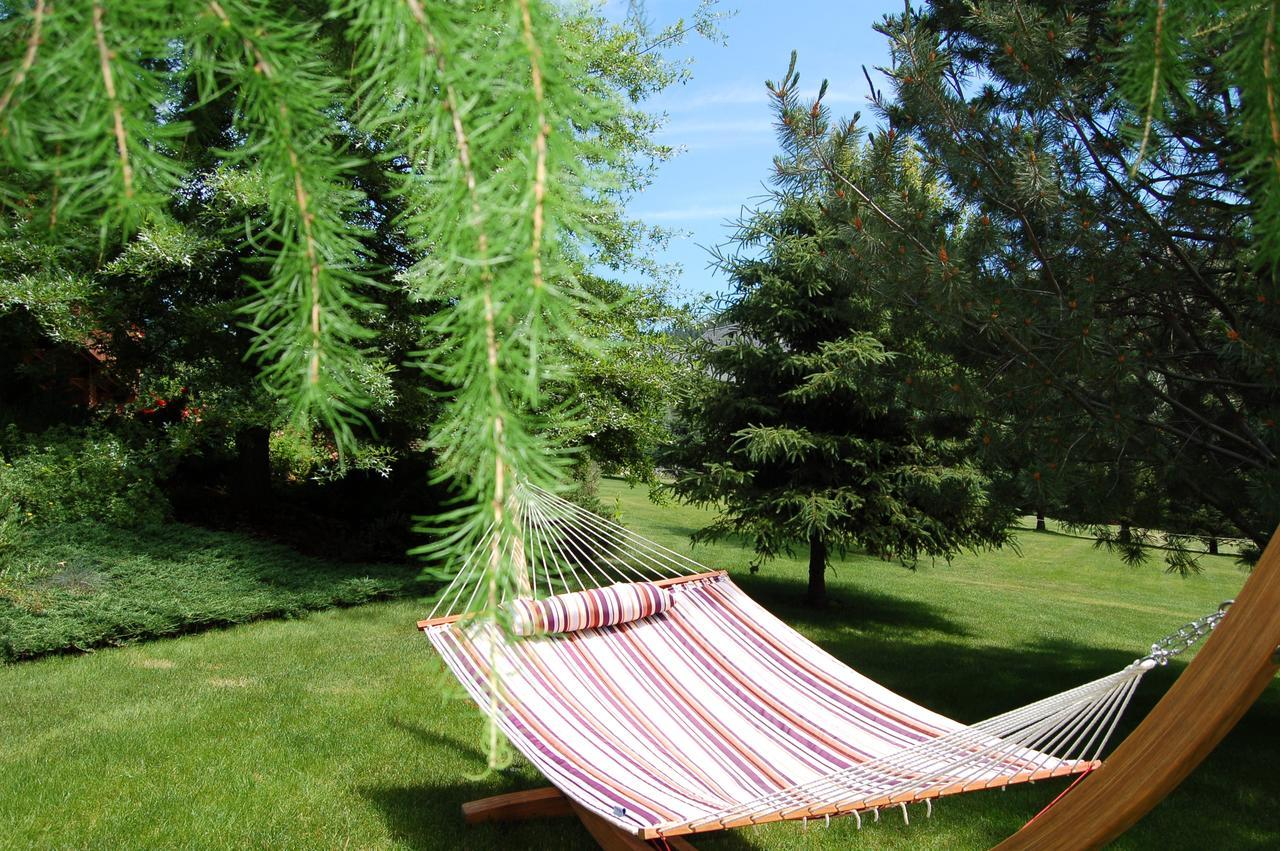 Fox Den Bed & Breakfast Левенуэрт Экстерьер фото